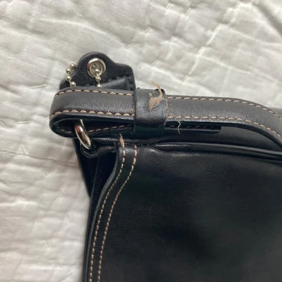 Classic Black Leather Coach Purse - Picture 8 of 10